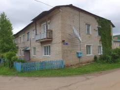 2-комнатная, Анучино, улица Горького 4 в Анучинском районе 2-комнатная, Анучино, улица Горького 4. Центр, агентство, 40,8 кв. м. Дом снаружи