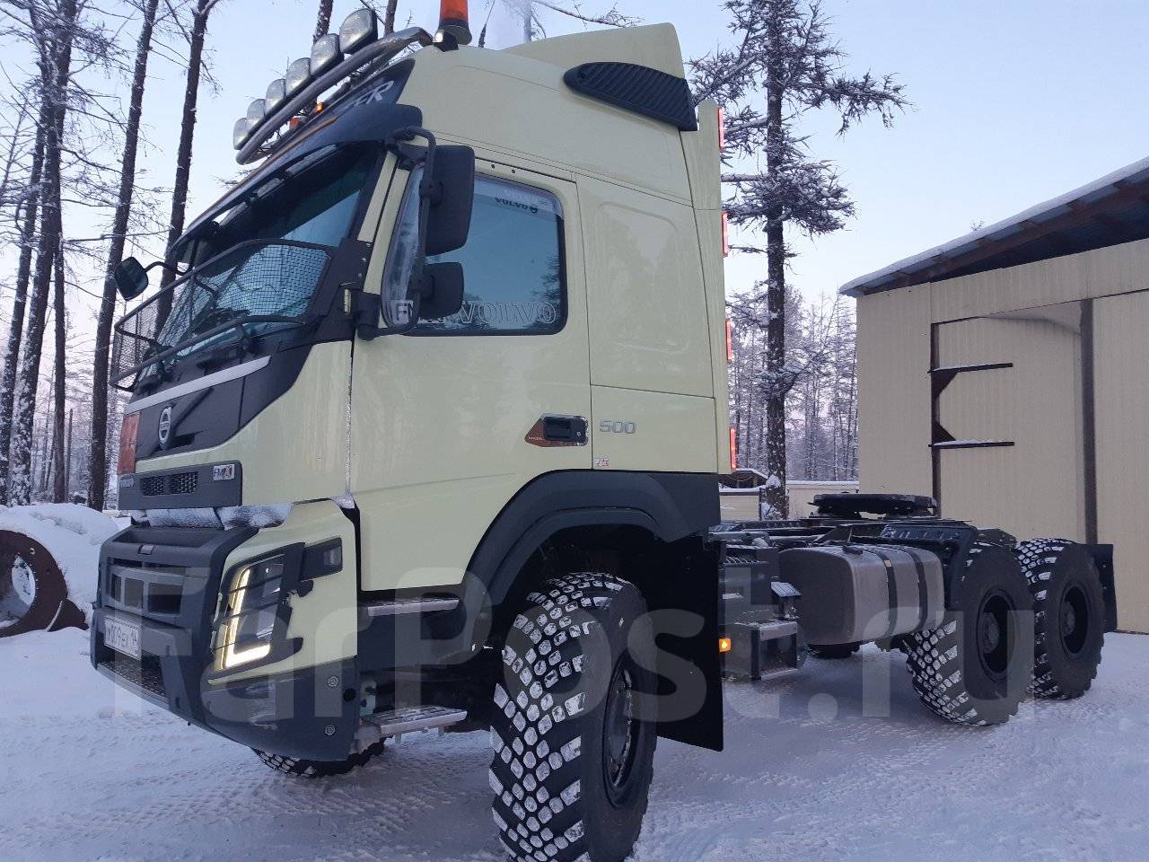 Седельный тягач вольво 6 6. Вольво FMX 6x6. Volvo FMX 6x6 тягач. Volvo 6x6 FMX вездеход. Volvo FMX 500 6х6.