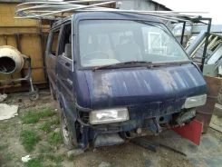 Ford Spectron ����