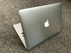 Apple MacBook Air 13 2017 Mid MQD32. 13.3", 1 600,0����, ��� 8 ��, ���� 128���, WiFi, Bluetooth, ����������� �� 12��. ��� �����