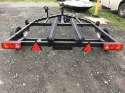 Karavan Trailers. �/�: 400���., �����: 460���. ����