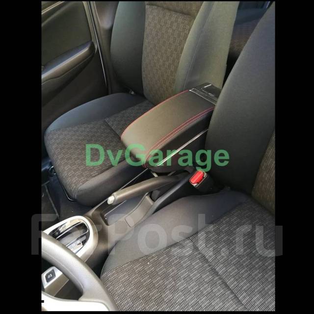 Подлокотник HONDA Fit 2008 - 2013г (Бар) Хонда Фит Экокожа