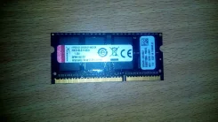SO-DIMM DDR3L.
