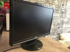 Asus. 19" ����