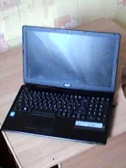 Acer Aspire E1-510. 15.6", 2,4����, ��� 4 ��, ���� 500���, ����������� �� 4��. ����