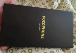 Xiaomi Pocophone F1. �/�