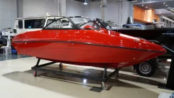 Slider. 2019 ���, ����� 5��., ������. ��� ����� �� ������ ����