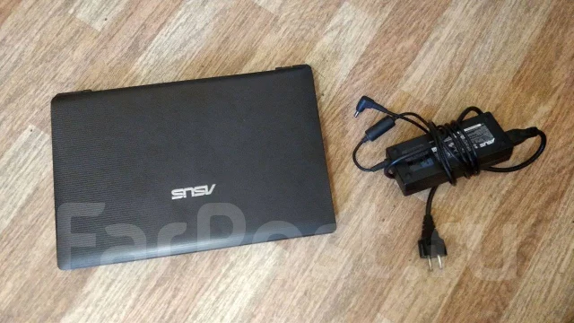 Asus K53S. 15.6", 2 200����, ��� 8 ��, ���� 120���, WiFi: 1, Bluetooth: 1, ����������� �� 4��. ����