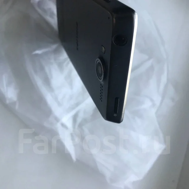 Philips Xenium W737. �/� ����