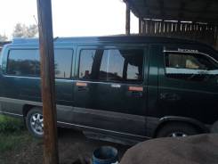 Ssangyong Istana, 2001 в Иркутске Ssangyong Istana. Продаётся микроавтобус санг енг истана, 14 мест