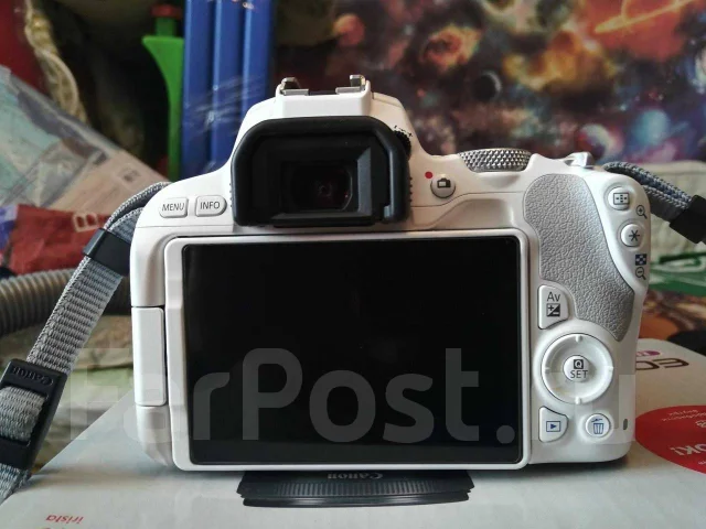 Canon EOS 200D Kit. 20 � ����� �� ����