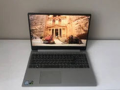 Lenovo IdeaPad 330-15IKB. 15.6", 2 300����, ��� 6 ��, ���� 1 000���, WiFi: 1, Bluetooth: 1, ����������� �� 5��. ����
