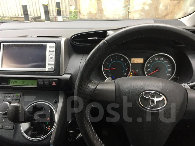 Toyota Wish. ��������, 4wd, 1.8 (130��.�.), ������, 123����. ��, �/�. ��� ����� �� ������������ ����