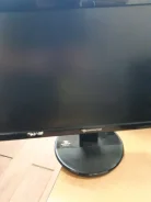 Packard Bell. 18.5" ����