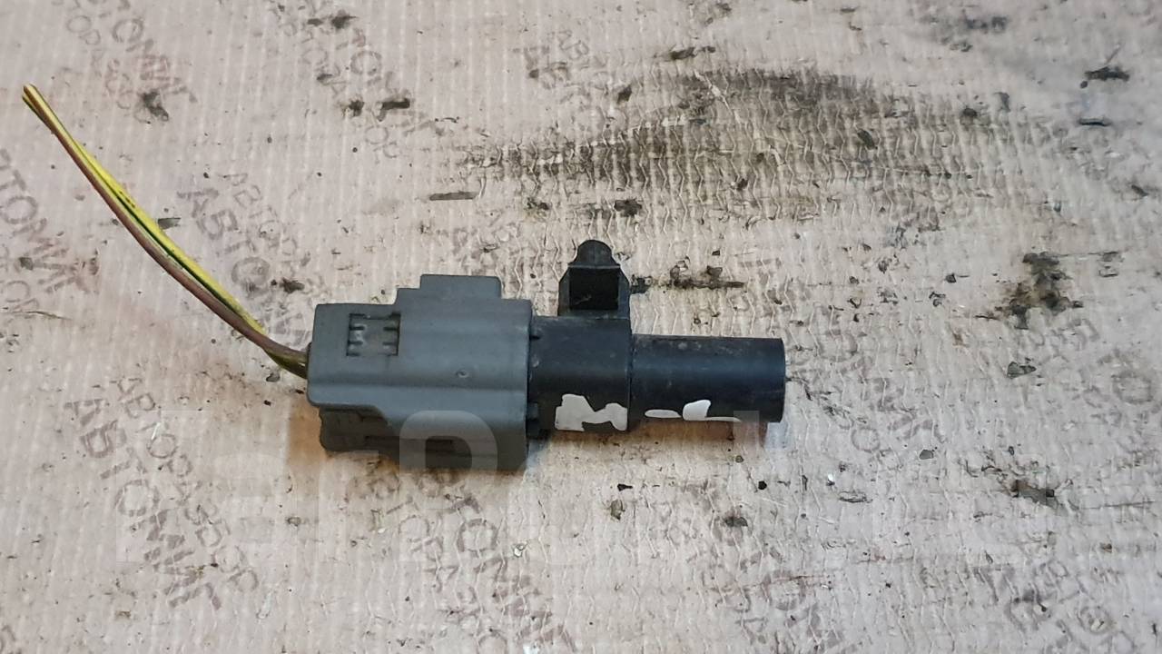 Датчик температуры воздуха мазда 6. Датчик температуры наружного воздуха мазда 2. Датчик температуры наружного воздуха мазда 6 gg. Уличный датчик температуры мазда 6gj. Датчик температуры воздуха мазда 6.