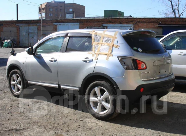 Nissan Dualis. 10 ����