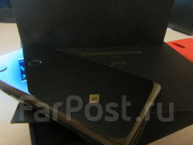 Xiaomi Mi Mix 2S. �/�, ������, 4G LTE, NFC ����