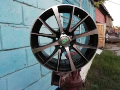 Mak Nova. x15", 5x100.00