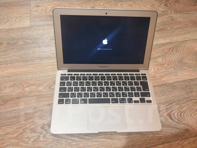 Apple MacBook Air 11 2014 Early. 11", 1,4����, ��� 4 ��, WiFi: 1, Bluetooth: 1 ����