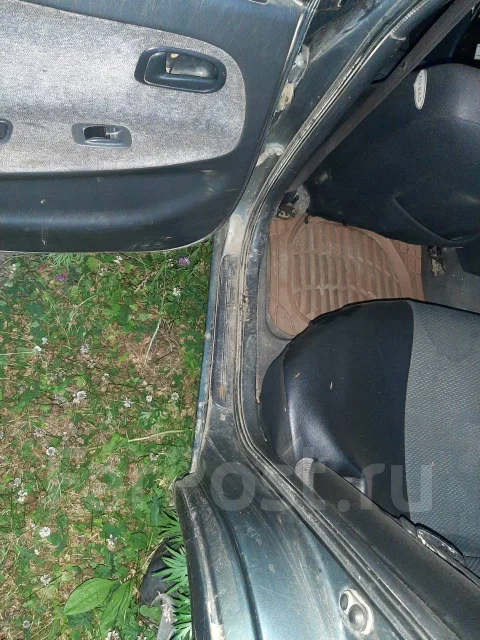 Toyota Sprinter. �������, ��������, 1.5 (115��.�.), ������, 300 000����. �� ����