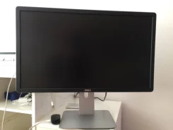 Dell. 24" ����