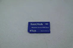 Memory Stick PRO Duo. 1��� ����