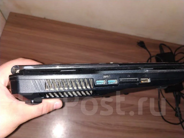 MSI GT683. 15.6", 2����, ��� 8 ��, ���� 498���, WiFi: 1, Bluetooth: 1, ����������� �� 4��. ����