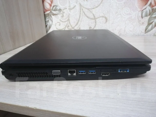 DNS Gamer. 17.3", 2,5����, ��� 6 ��, ���� 320���, WiFi: 1, Bluetooth: 1, ����������� �� 3��. ����