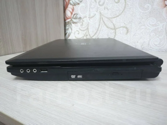 DNS Gamer. 17.3", 2,5����, ��� 6 ��, ���� 320���, WiFi: 1, Bluetooth: 1, ����������� �� 3��. ����