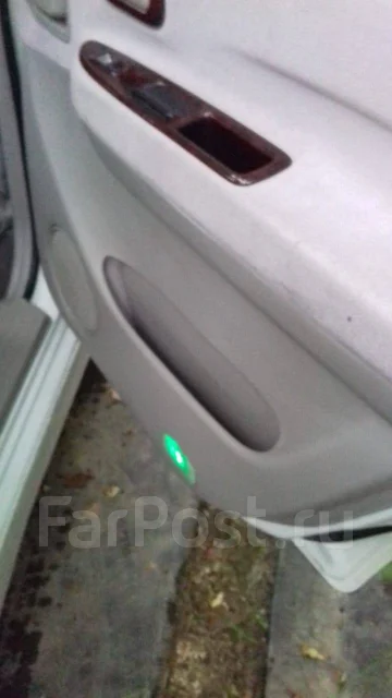 Nissan Bassara. �������, ��������, 2.4 (150��.�.), ������, 213 600����. �� ����
