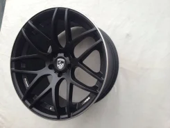 Lumma. 10.0/11.0x20", 5x112, ET40/35, �� 66,6���. ��� ����� �� ������������� ����