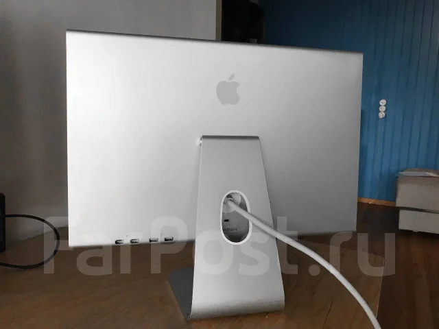 Apple. 20" ����