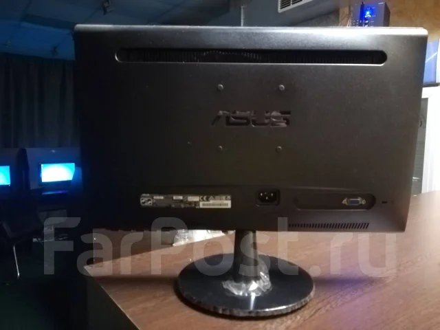Asus. 18.5" ����