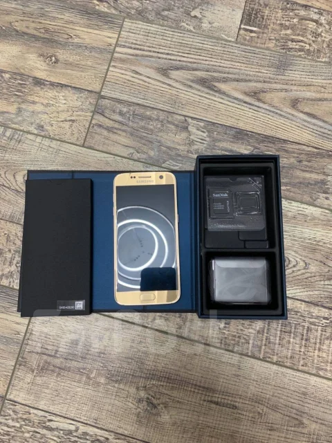 Samsung Galaxy S7. �/�, �������, 4G LTE, Dual-SIM, ����������, NFC ����