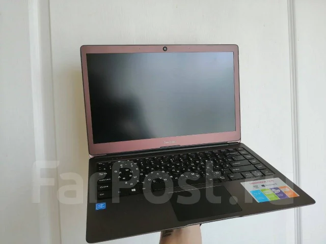 Prestigio. 13.3", 1,1����, WiFi: 1, Bluetooth: 1, ����������� �� 7��. ����