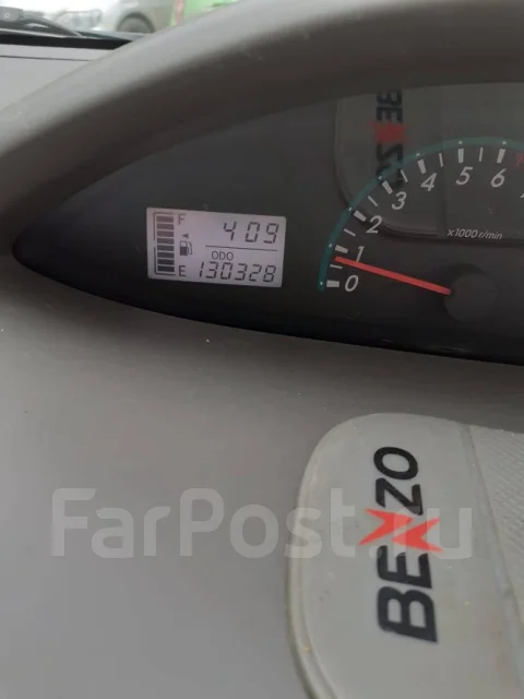 Toyota Belta. �������, ��������, 1.0 (71��.�.), ������, 130 000����. �� ����