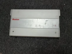Boston Acoustics ����