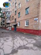 3-комнатная, улица Краснознамённая 37 в Спасске-Дальнем 3-комнатная, улица Краснознамённая 37. Тракторный Завод, агентство, 50,0 кв. м. Дом снаружи