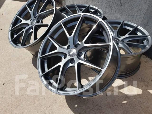 Vorsteiner V-FF 103. 8.5/9.5x19", 5x114.3, ET38/35, �� 73,1���. ��� ����� �� ���������� ����