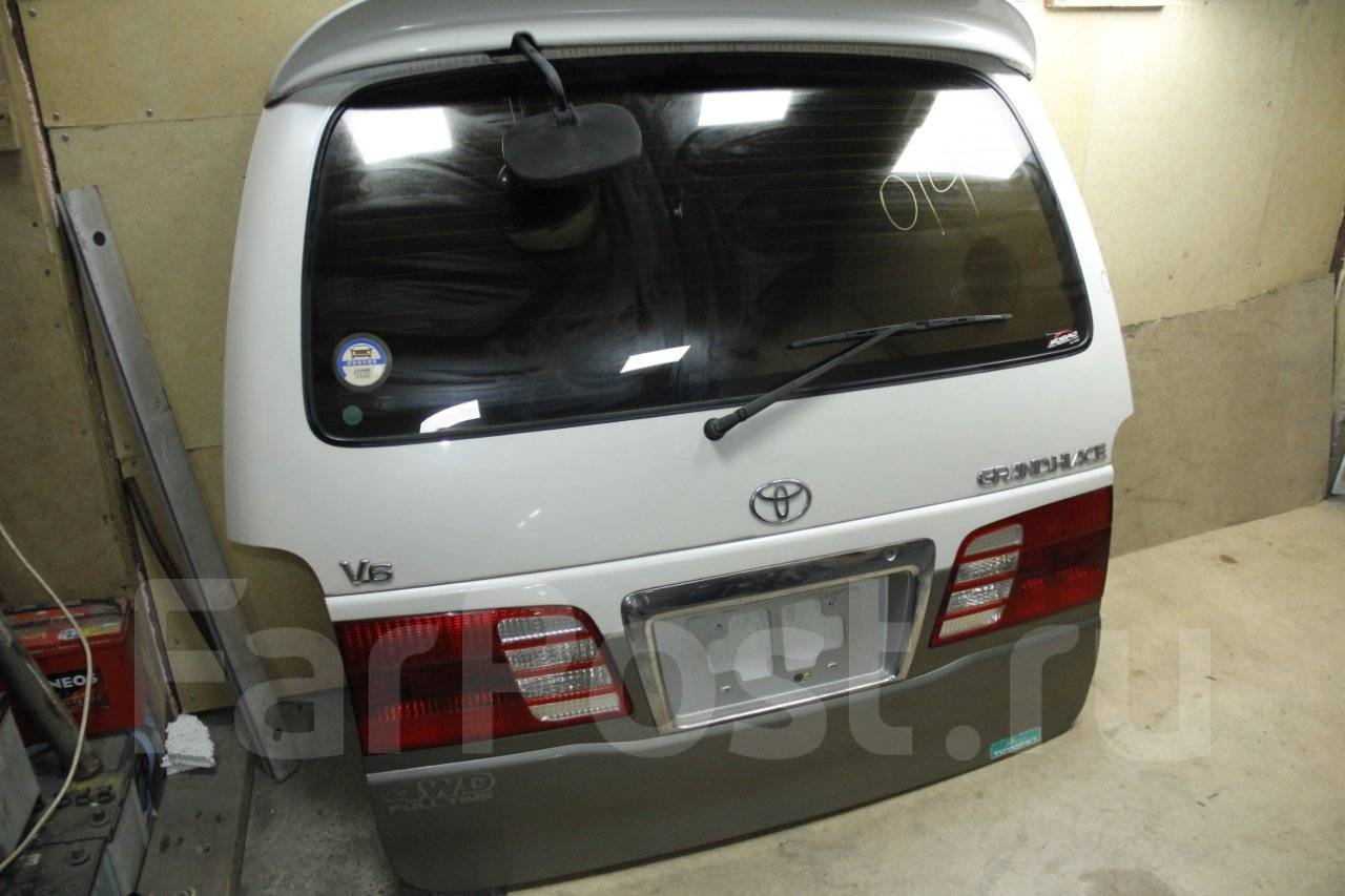 Дверь багажника тойота хайс h100. Задняя дверь на тойоту хайс. Toyota hiace kzh106. Задняя дверь тойота хайс. Toyota hiace kzh106.