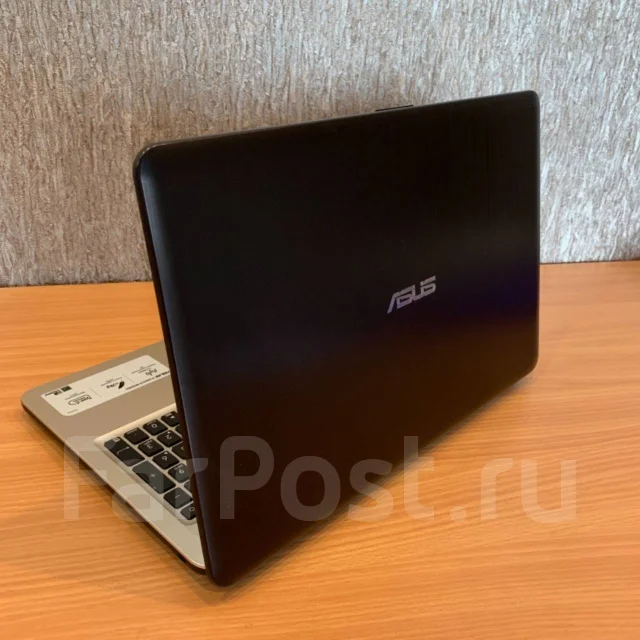 Asus VivoBook X540SA. 15.6", 1,6����, ��� 4 ��, ���� 1 000���, WiFi: 1, Bluetooth: 1 ����