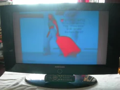 Samsung LE26A330J1. LCD (��) ����