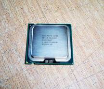 Intel Celeron E3200 ����