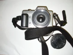 Sony Cyber-shot DSC-H10. 8 - 8.9 ��, ���: 10� ����