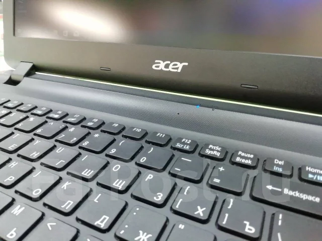 Acer Extensa. 15.6", 2,5����, ��� 4 ��, ���� 500���, WiFi: 1, Bluetooth: 1, ����������� �� 2��. ����