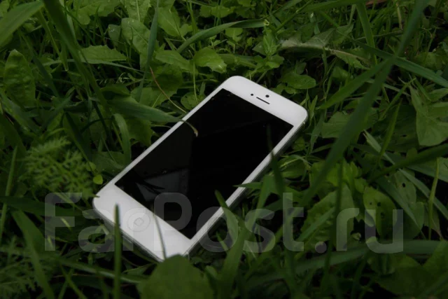Apple iPhone 5. �/�, �����, 3G, 4G LTE ����