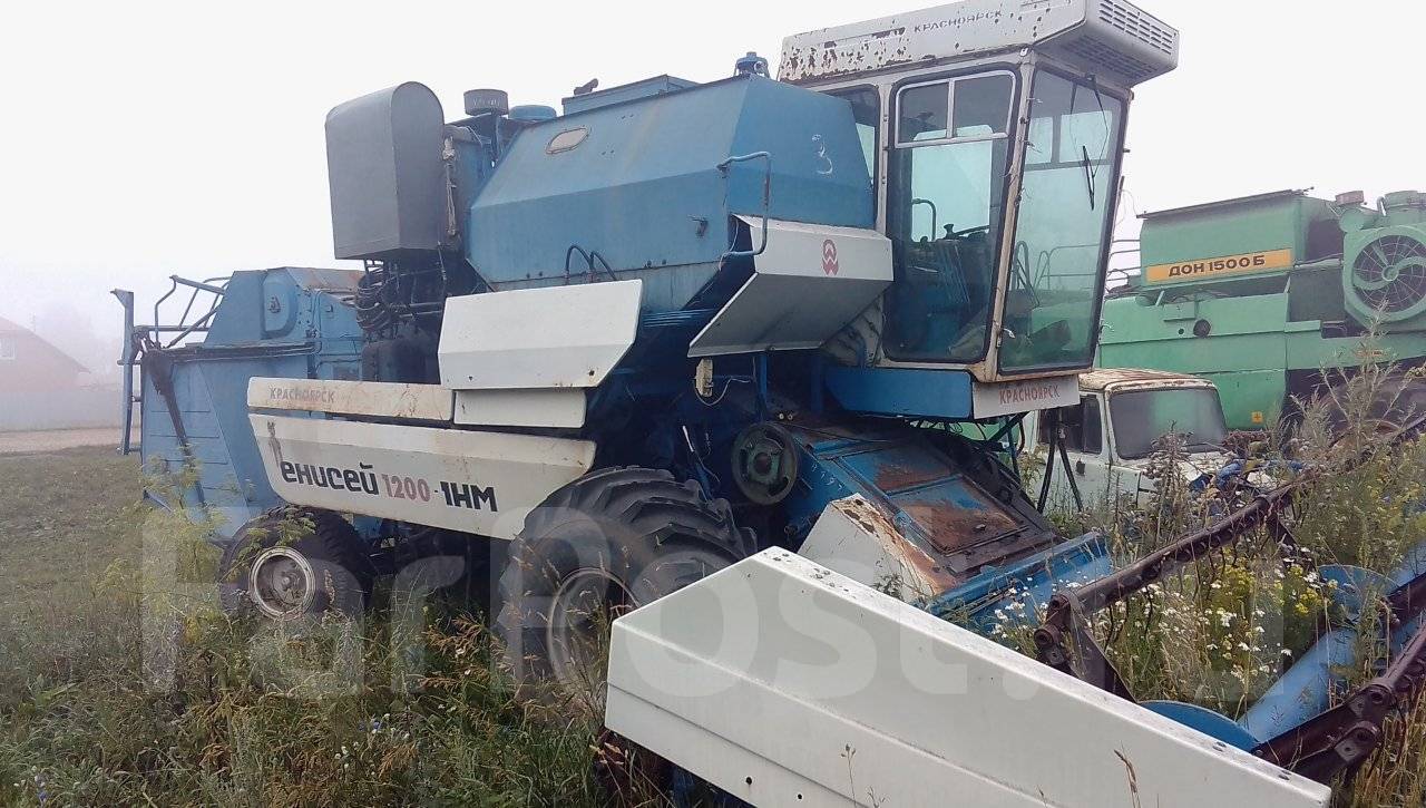 зерноуборочный комбайн енисей 1200. 1200 нм. комбайн енисей 1200 1нм. комбайн енисей 1200 1м. комбайн енисей 1200.