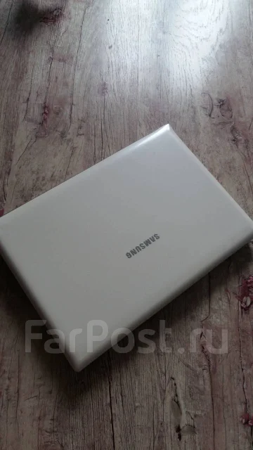 Samsung Q320. 13.4", 2,2����, ��� 4 ��, ���� 80���, WiFi: 1, Bluetooth: 1, ����������� �� 1��. ����