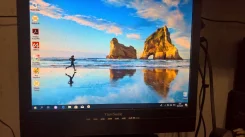 ViewSonic. 17", ���������� �� (LCD)