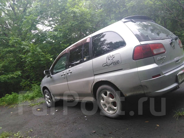 Nissan Liberty. �������, ��������, ������ ����